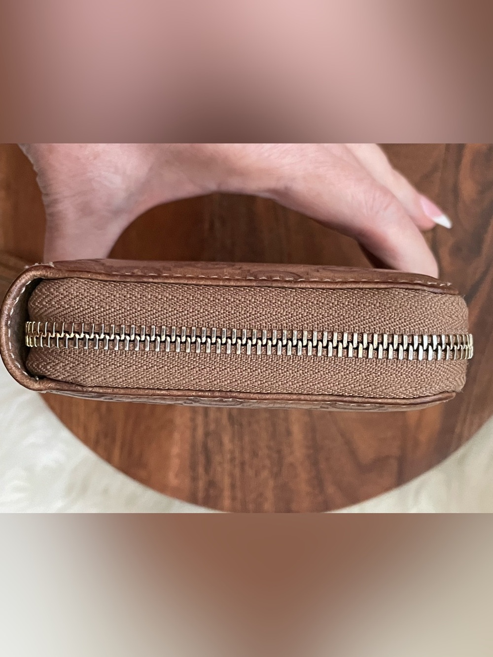 GUCCI  Guccissima Brown Leather Bamboo Tassel Zip Around Long Wallet w/box - Picture 7 of 11